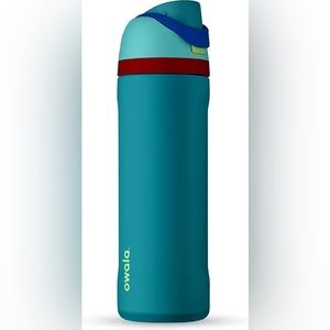 Owala 24 oz water bottle